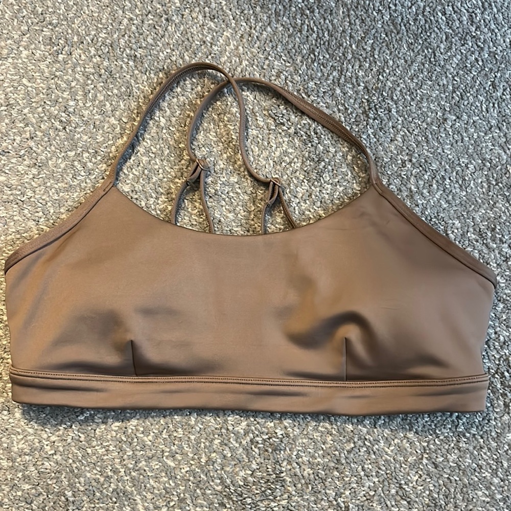 Alo Airlift bra